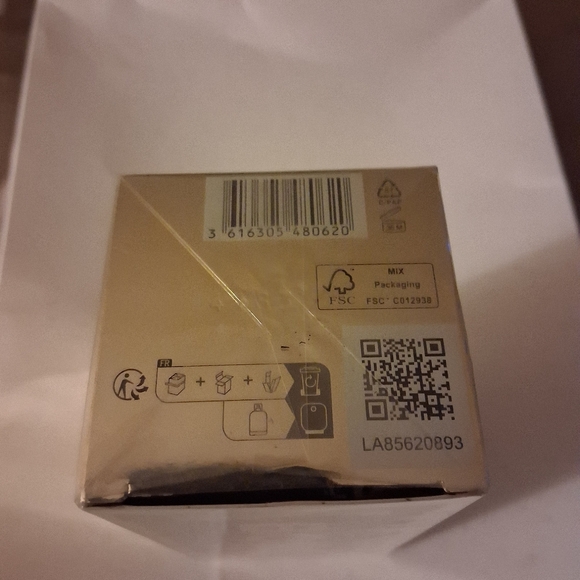 New Hugo Boss Absolute - Picture 2 of 3